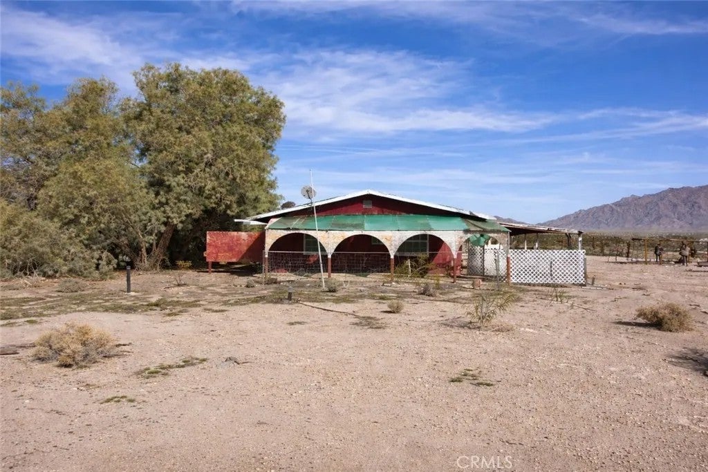 88020 Amboy — photo