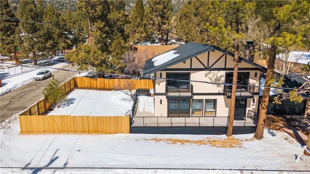 1087 Rocky Mountain Rd — photo