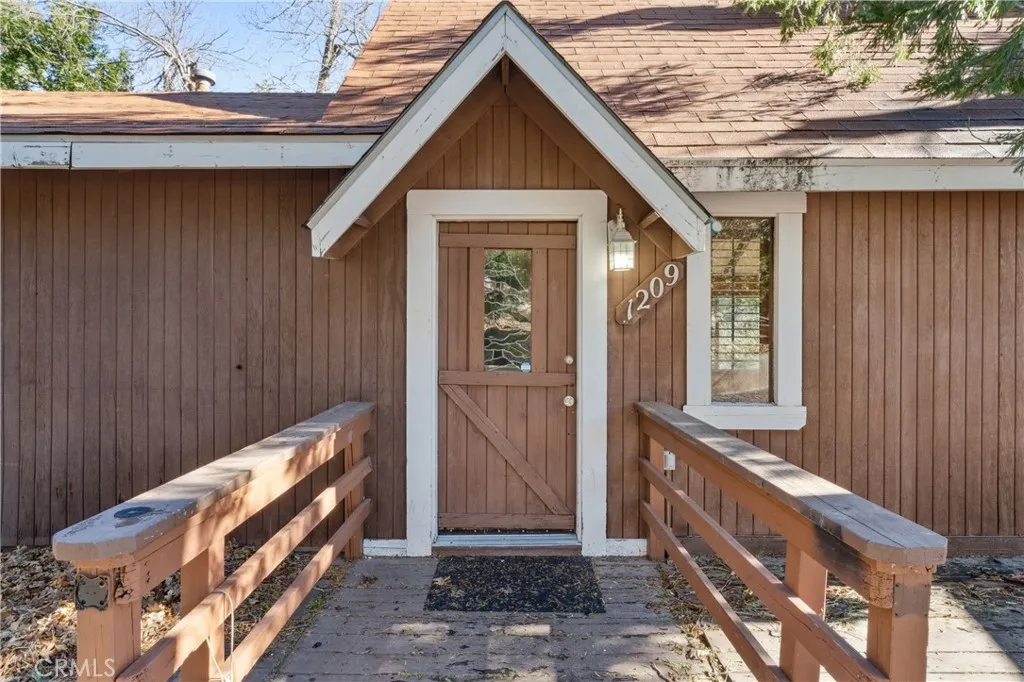 1209 Bridal Path, Rimforest, CA 92378 — photo 2