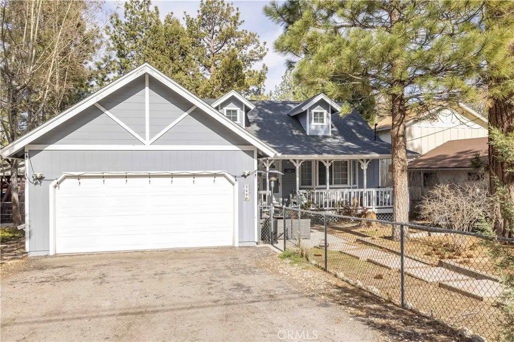 260 Turlock Drive — photo