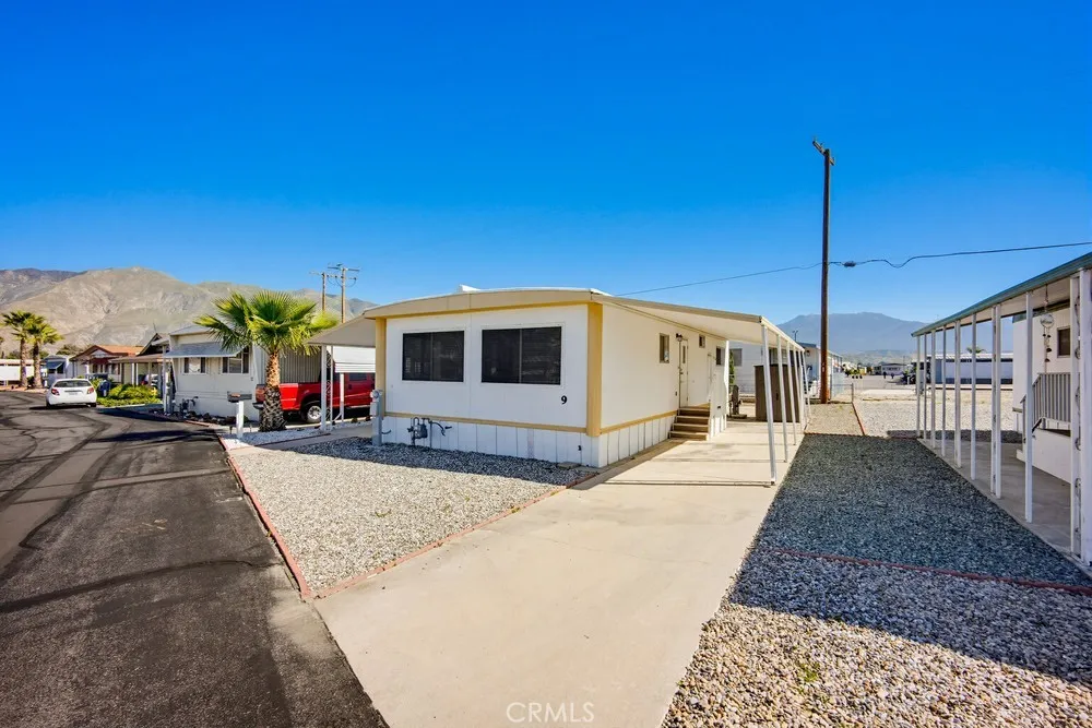 655 E Main #9, San Jacinto, CA 92583 — photo 2
