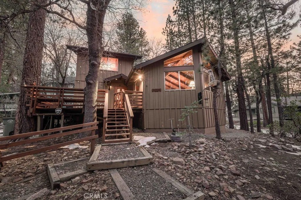 41789 Comstock — photo