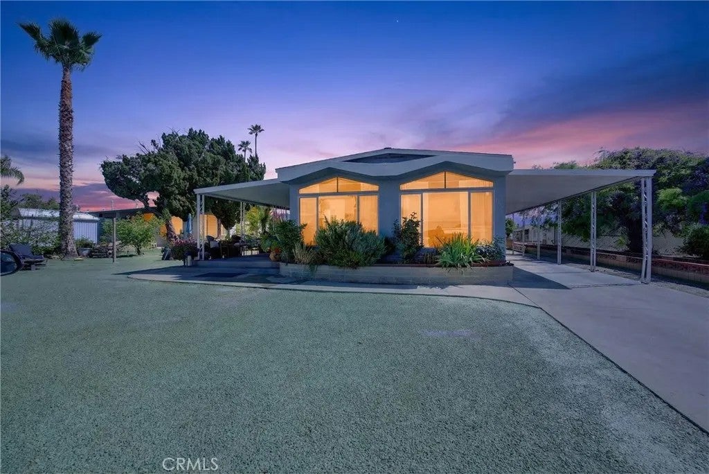 780 Santa Clara Circle — photo