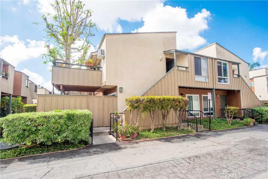 1001 W Stevens Avenue Unit 157 — photo