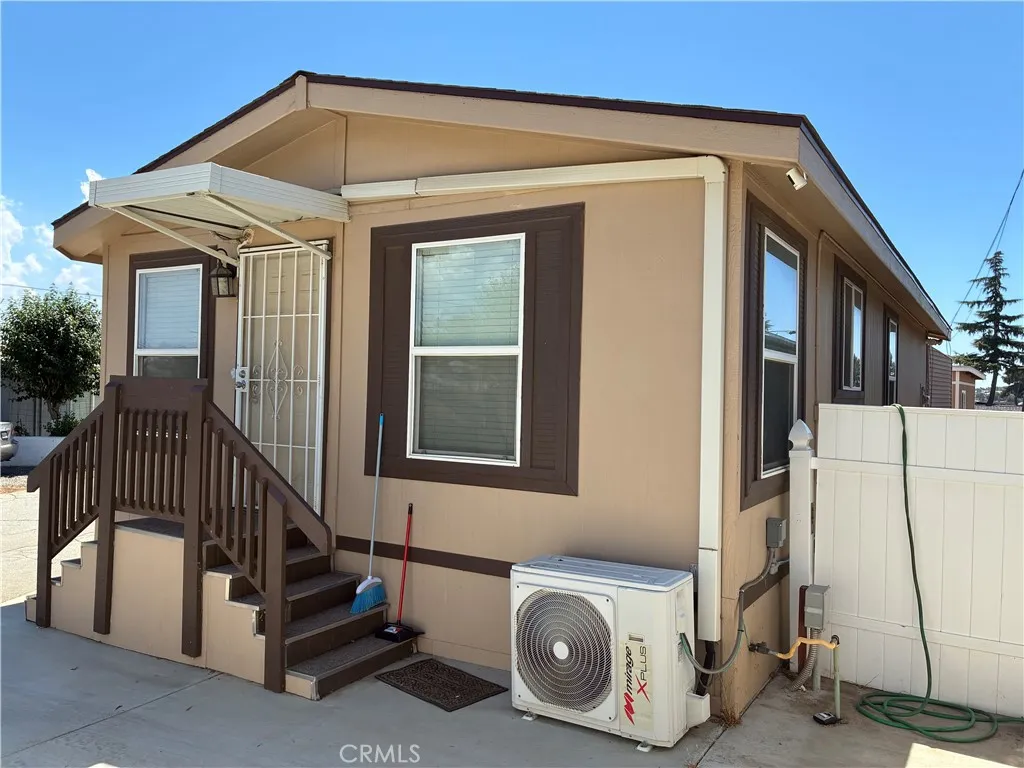 1460 E 6th #4, Beaumont, CA 92223 — photo 2