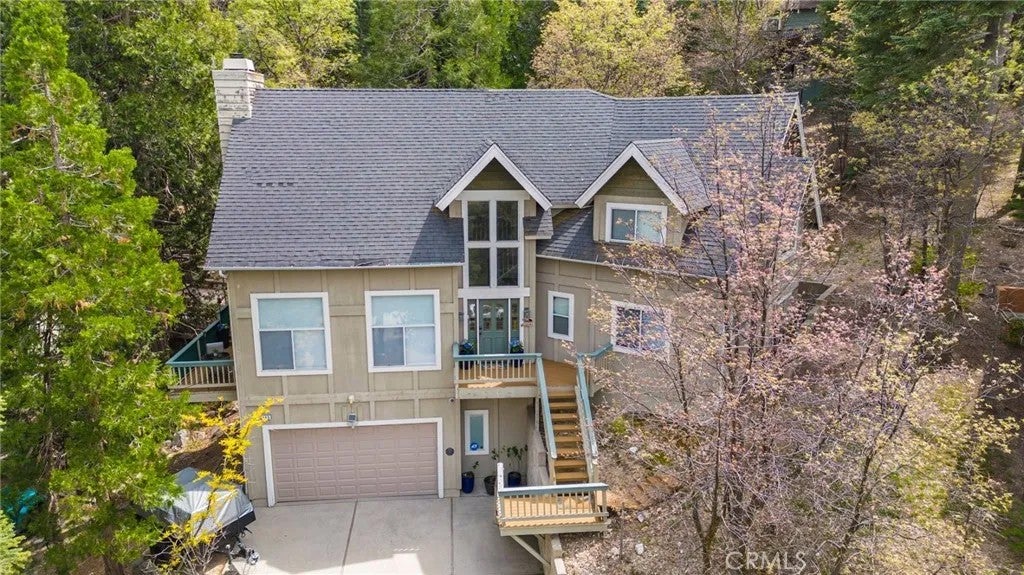 163 S Grass Valley — photo