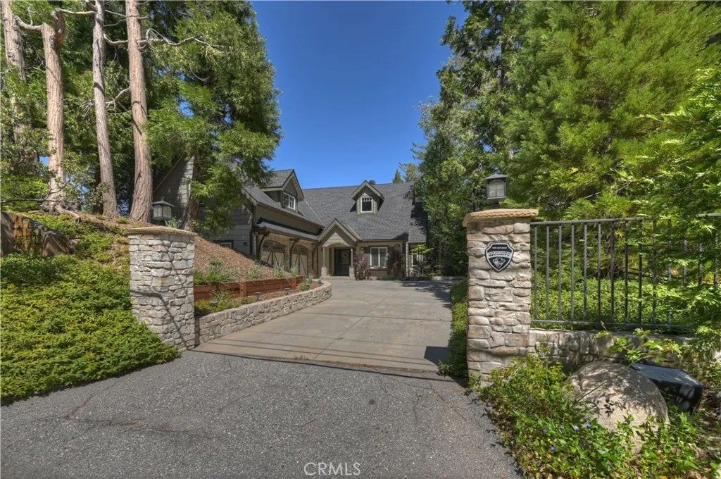 757 Nadelhorn Drive — photo