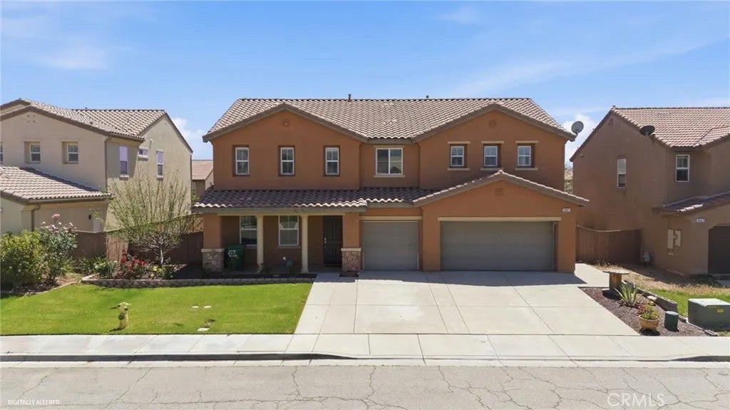 1447 Daffodil Way — photo