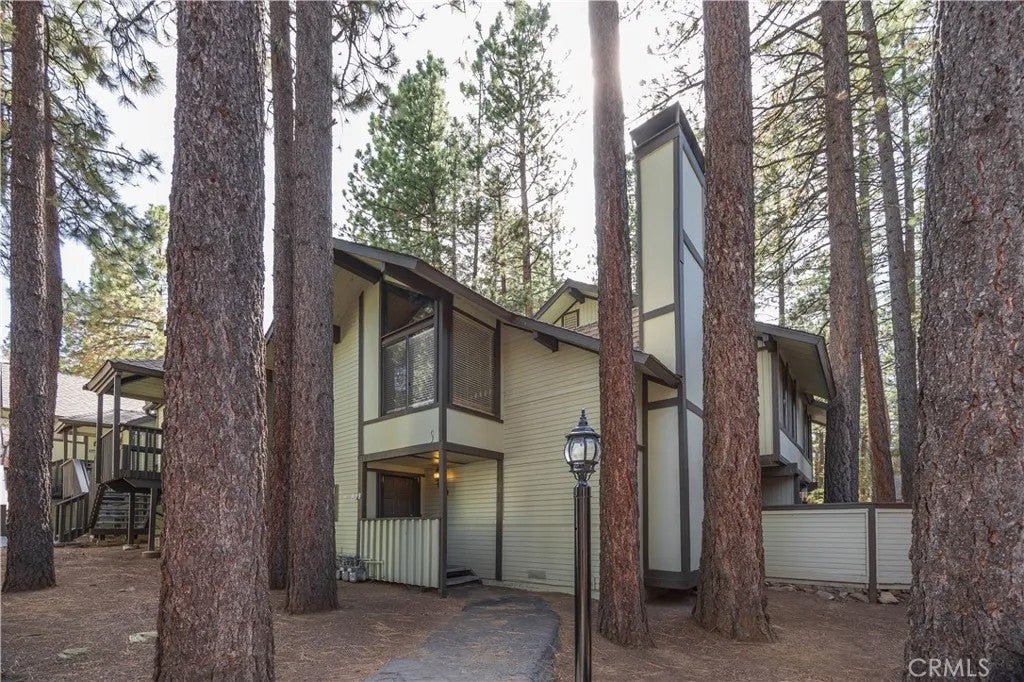 41935 Switzerland Drive 34 — photo