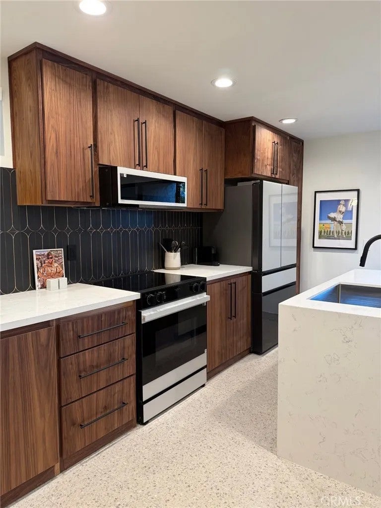 5300 E Waverly Drive M4104 — photo
