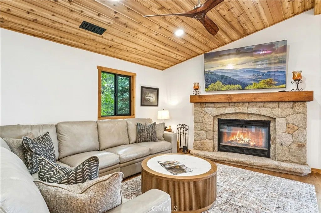 590 Arrowhead Villa — photo