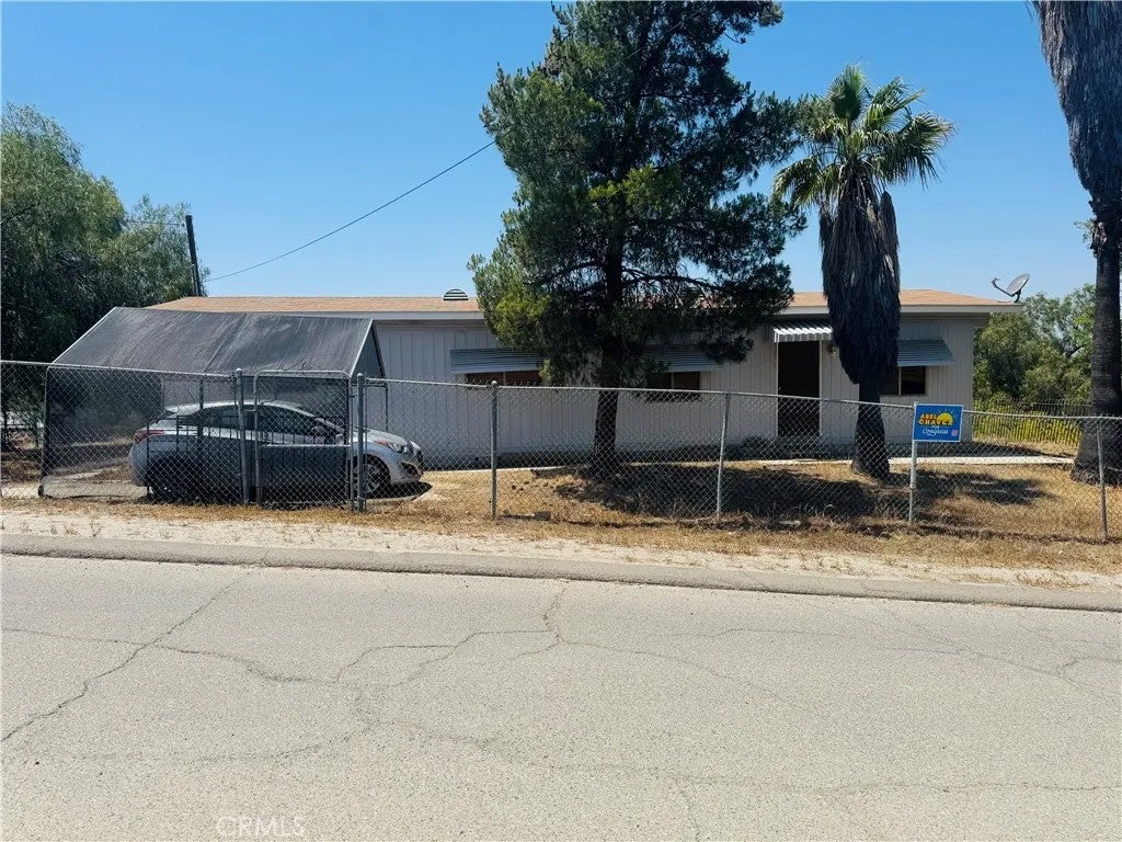 31596 Allen Ave — photo