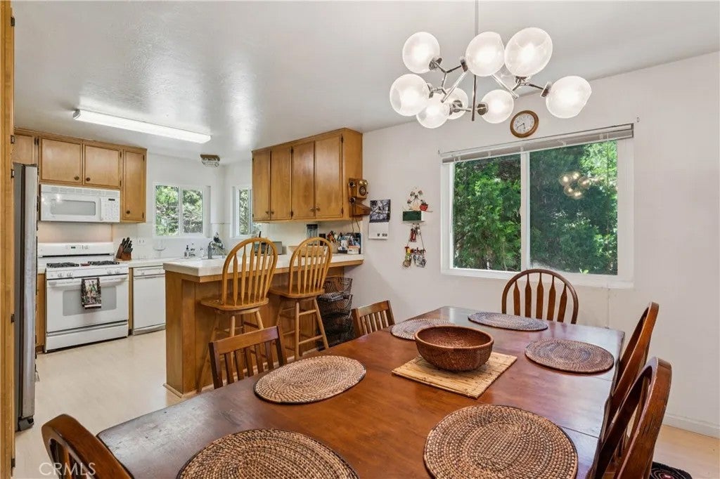 582 Grass Valley Court — photo
