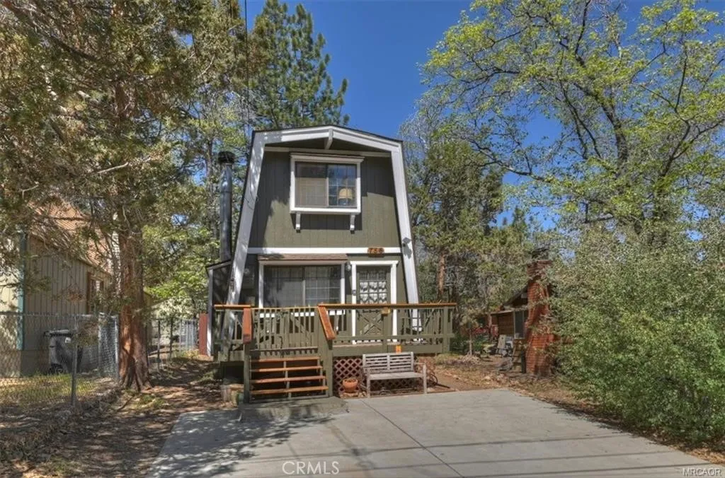 756 Cedar, Sugarloaf, CA 92386 — photo 2