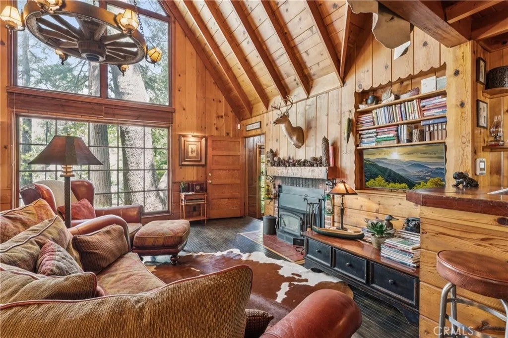 238 Maple Drive — photo