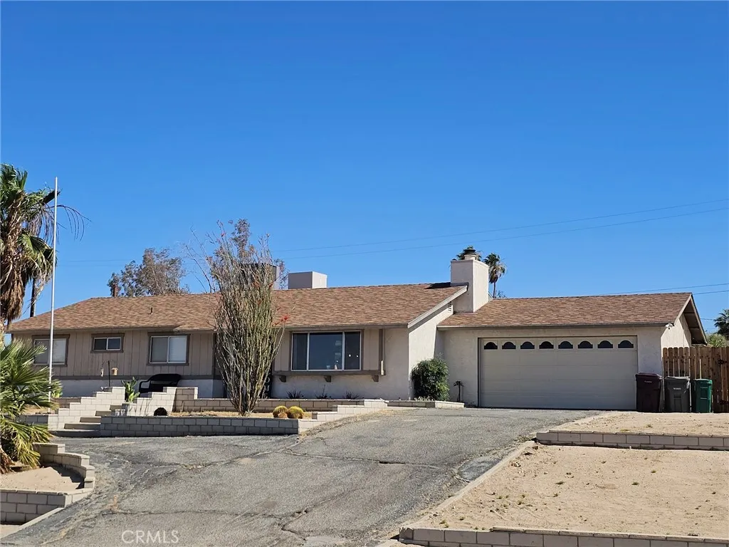 73833 White Sands — photo