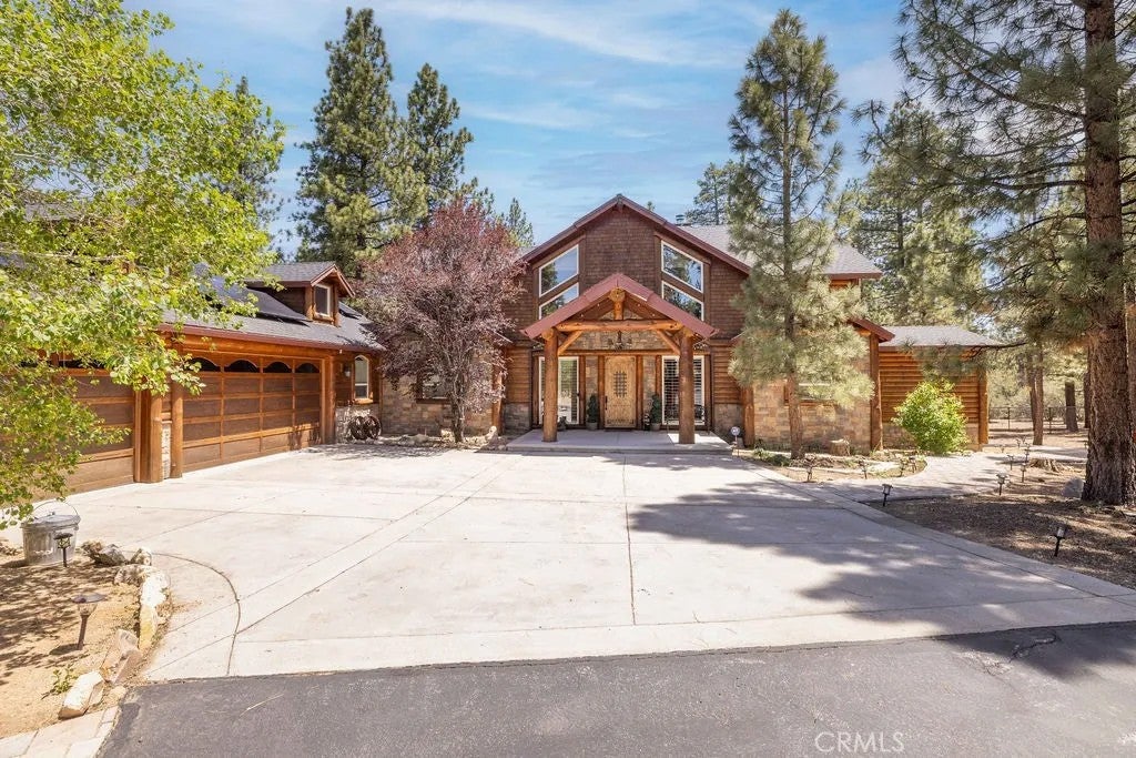 1520 Alderwood Court — photo