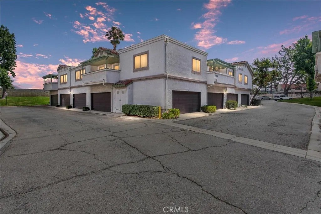 10246 Chaparral — photo