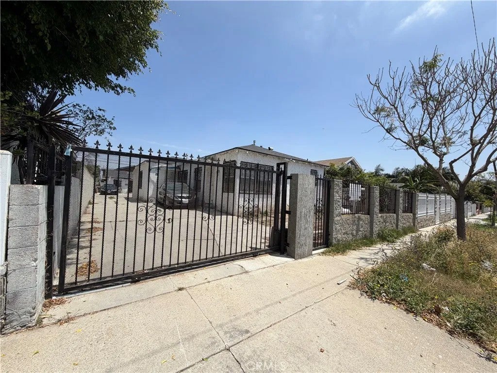 1249 W 90th Place — photo