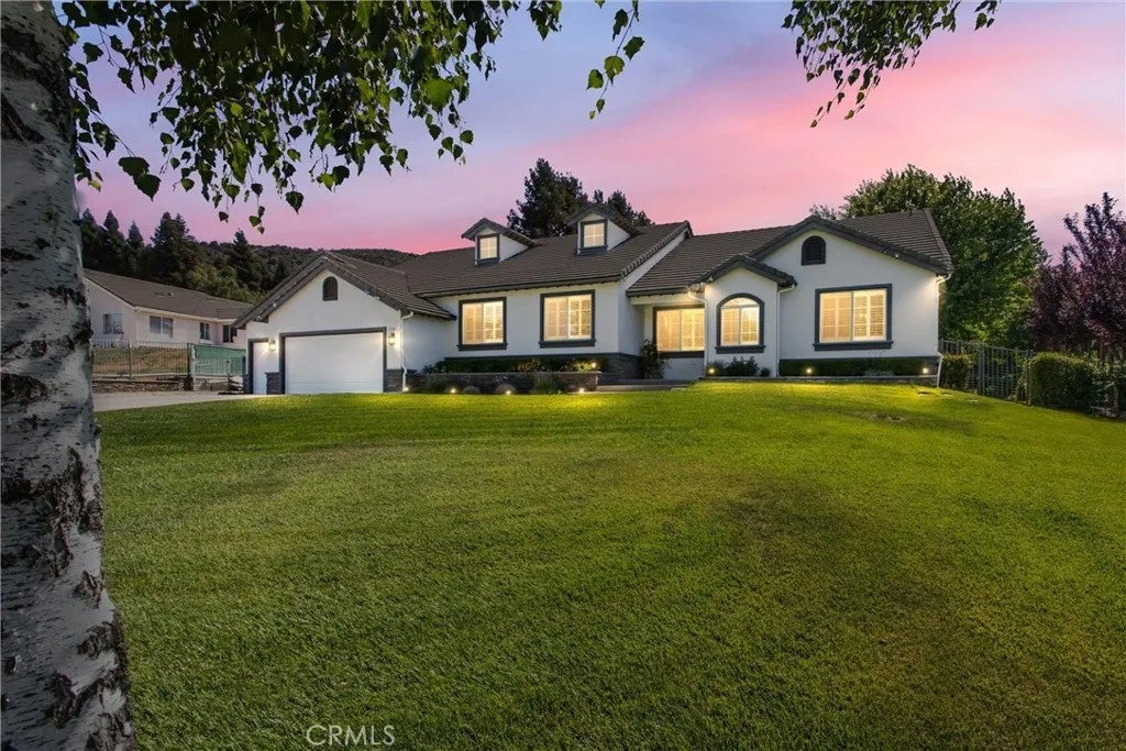 13747 Meadow View Lane — photo