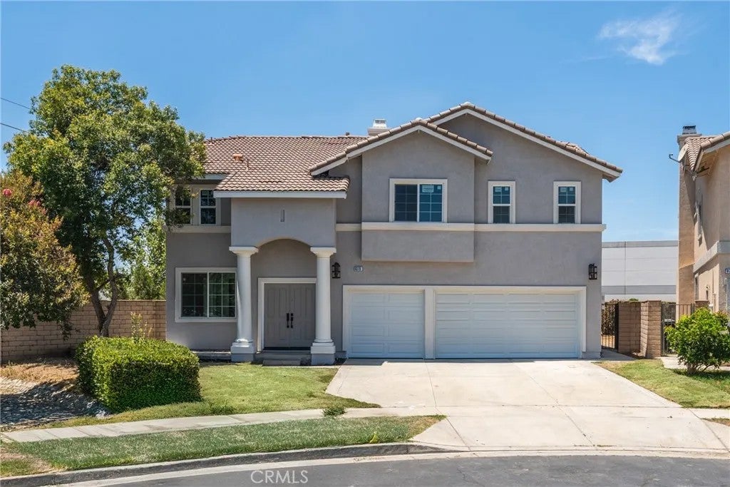 9379 Glenaire Court — photo