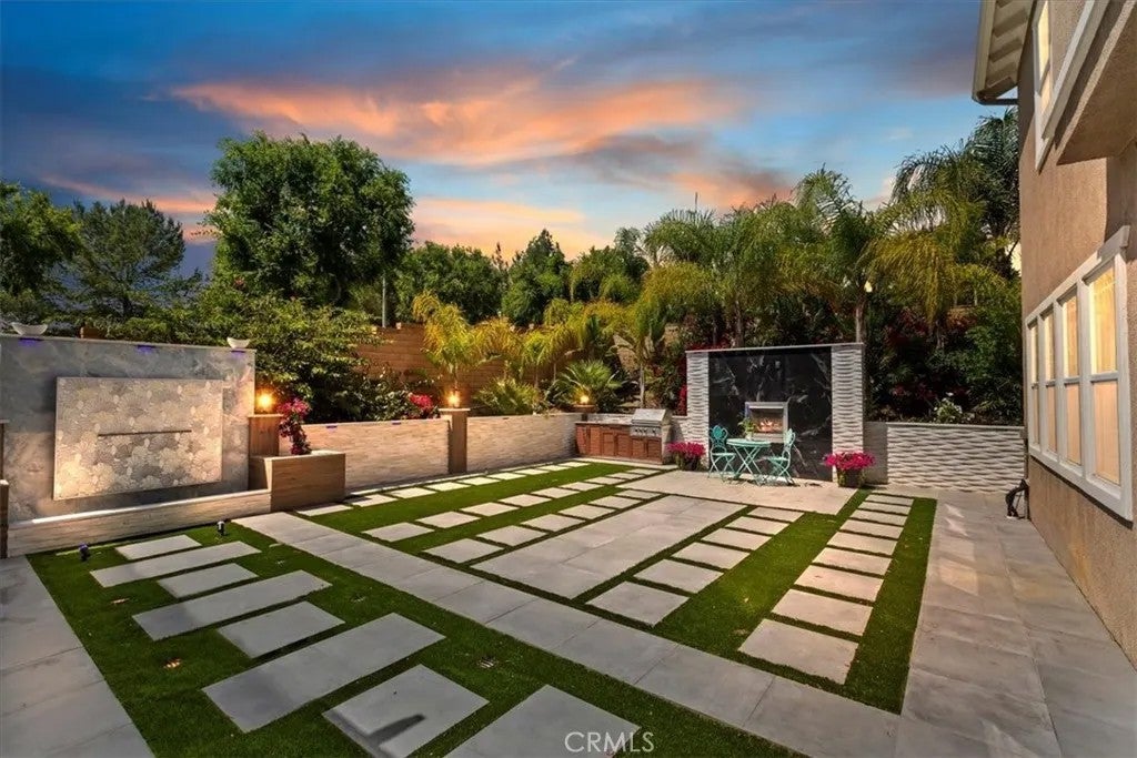8851 Soothing Court — photo