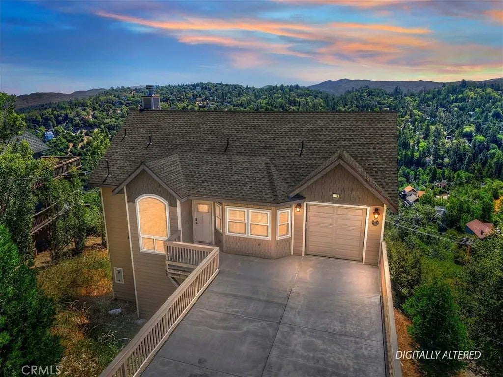 1015 Marin — photo