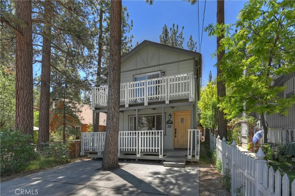 218 E Barker Boulevard, Big Bear City, CA 92314 — photo 2