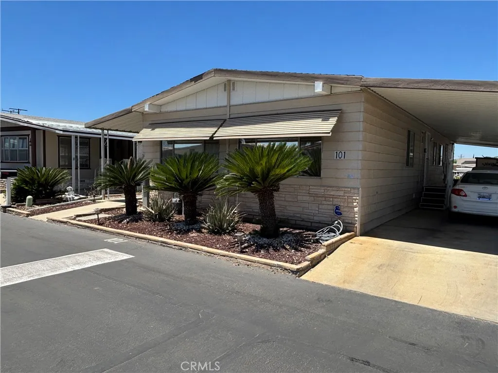 655 E Main #101, San Jacinto, CA 92583 — photo 2