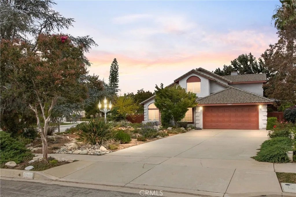 12823 Daisy Court — photo