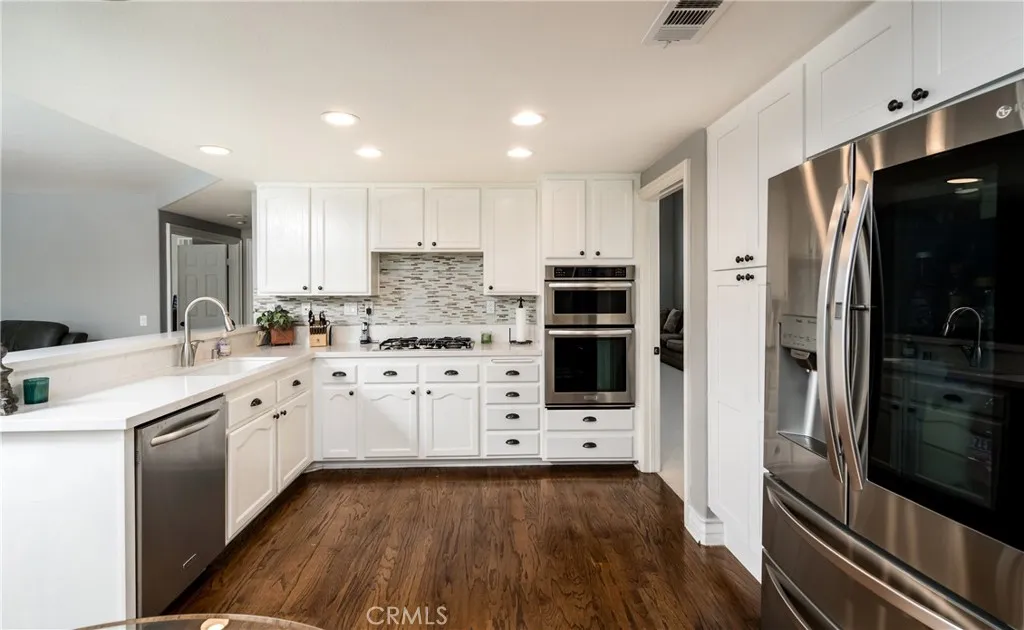 31858 Valone, Temecula, CA 92591 — photo 2