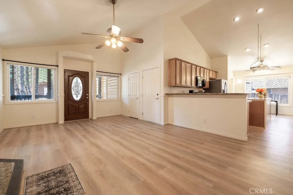 451 Maple, Big Bear, CA 92386 — photo 3