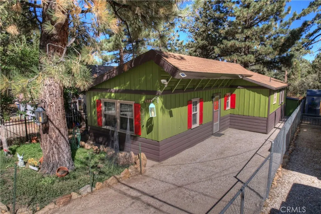 571 Pine Lane, Sugarloaf, CA 92386 — photo 3