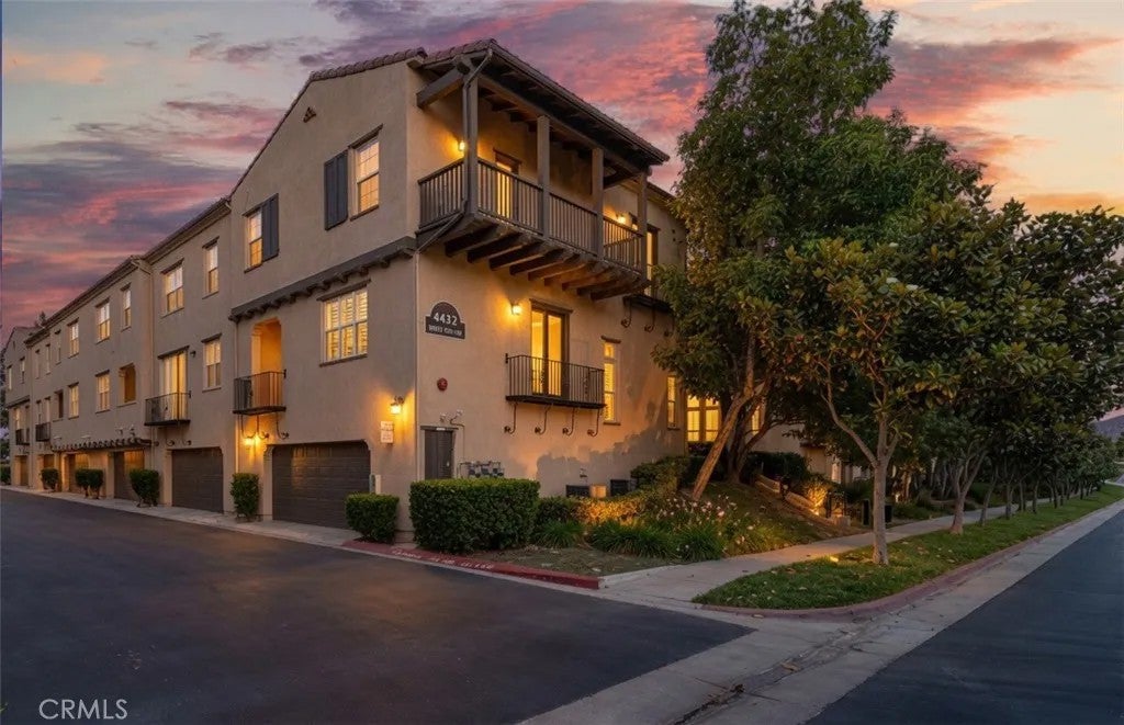 4432 Owens 101 — photo