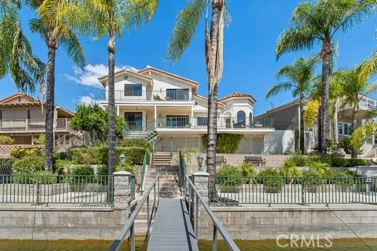 30181 Swan Point — photo