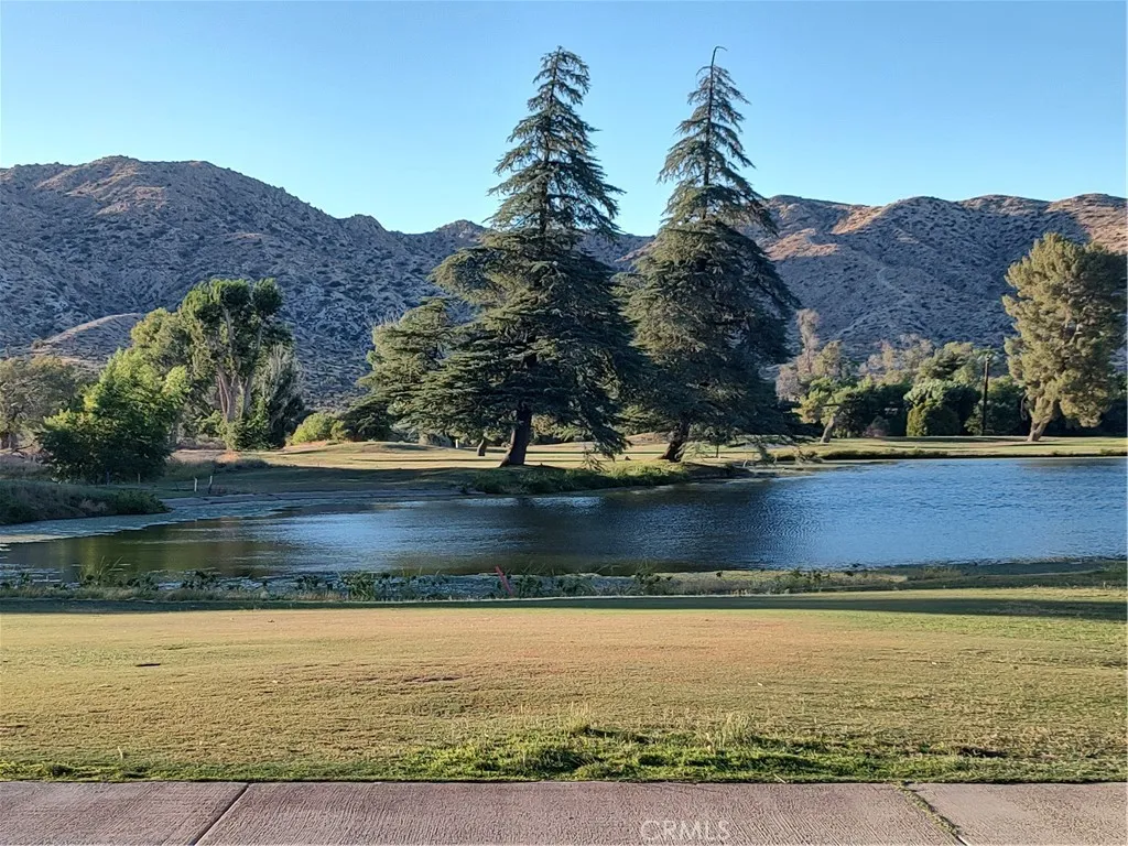 7484 Kickapoo, Yucca Valley, CA 92284 — photo 2