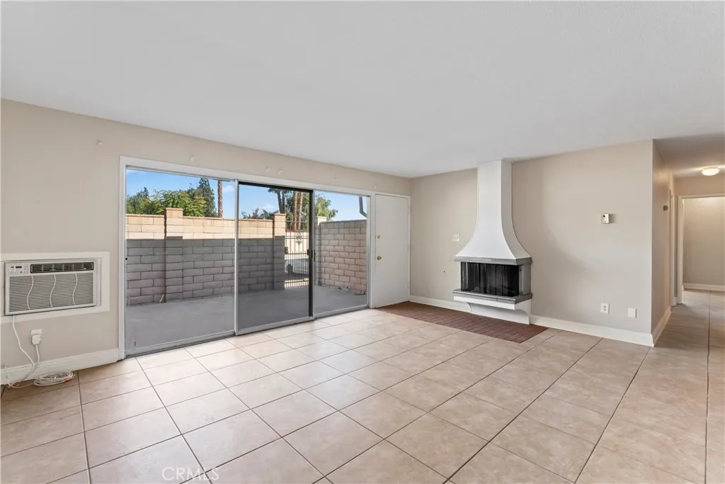 3090 Panorama Road #A, Riverside, CA 92506 — photo 2