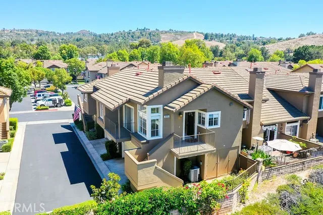 8123 E Oak Ridge Circle, Anaheim Hills, CA 92808 — photo 2