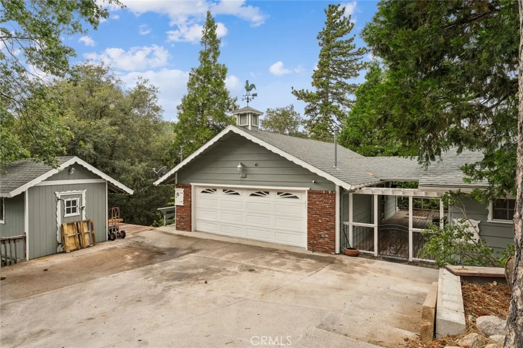24899 Basel, Crestline, CA 92325 — photo 3