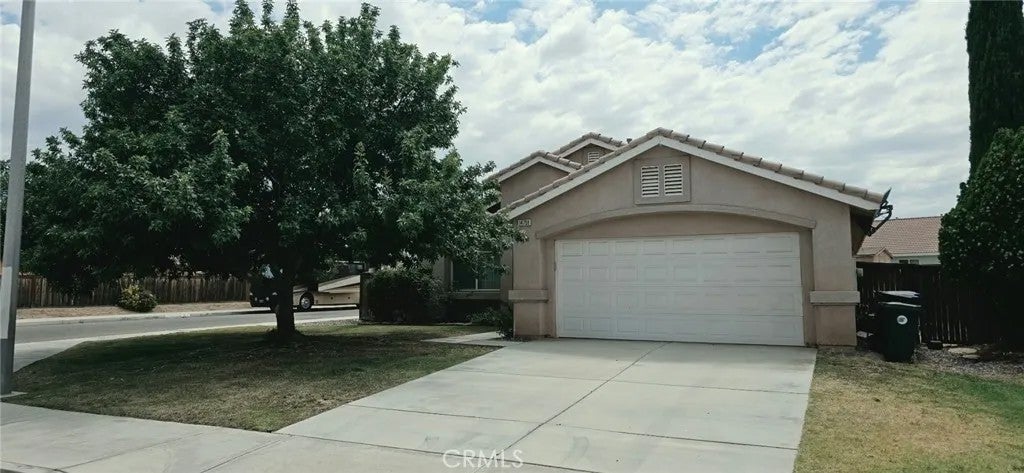 14758 Sandstone — photo