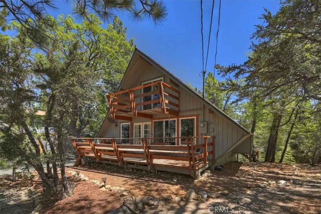 1710 Canyon Crest — photo