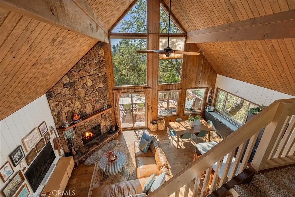 1260 Yukon Court — photo
