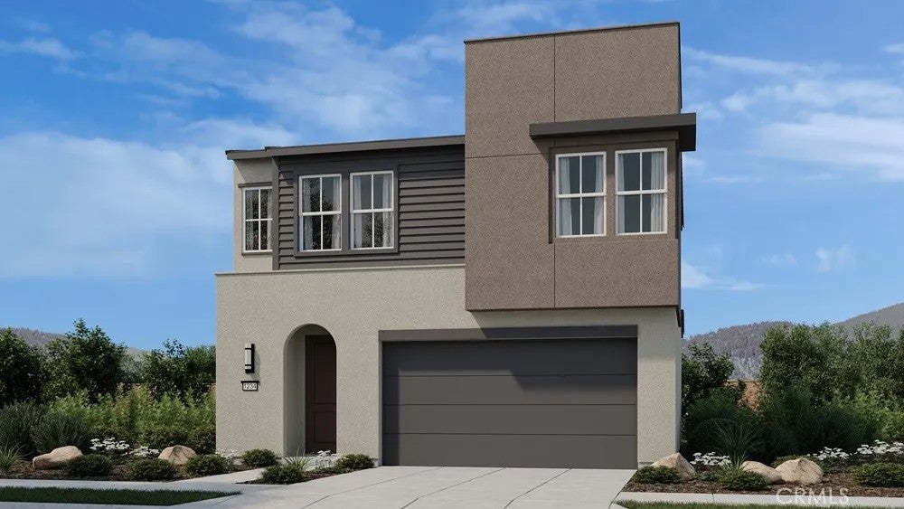 1011 E Overlook Drive — photo