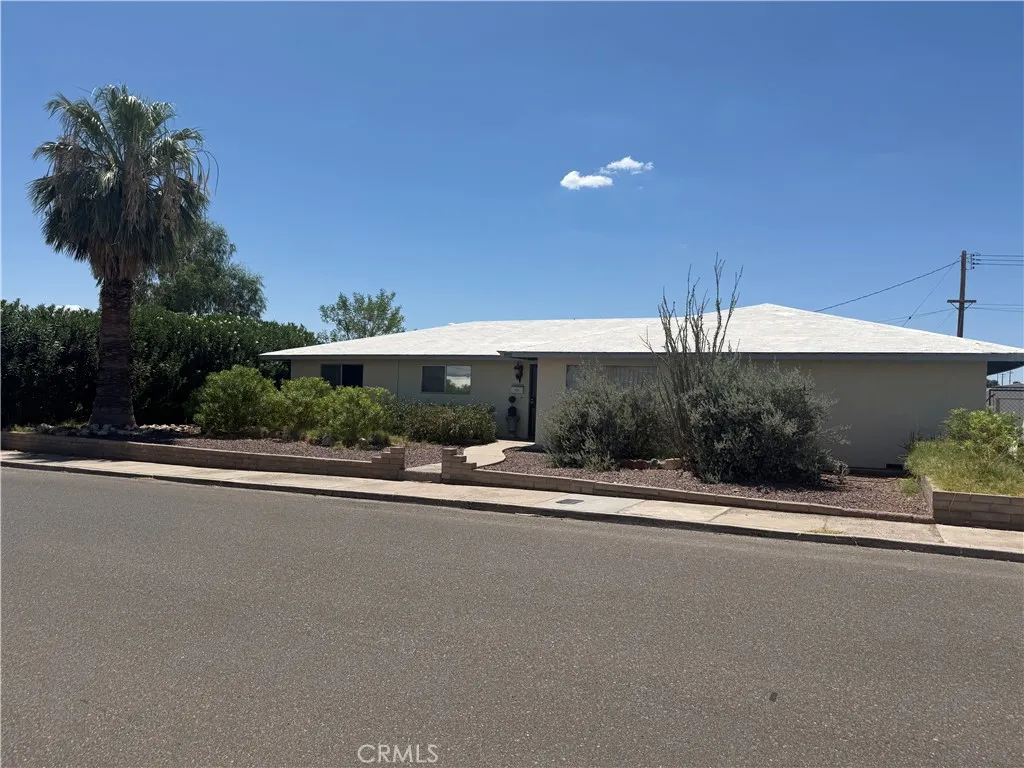 1611 Collins, Needles, CA 92363 — photo 2