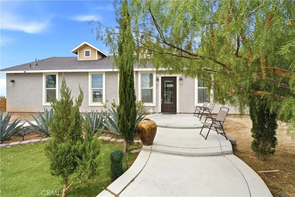 13225 Mountain — photo