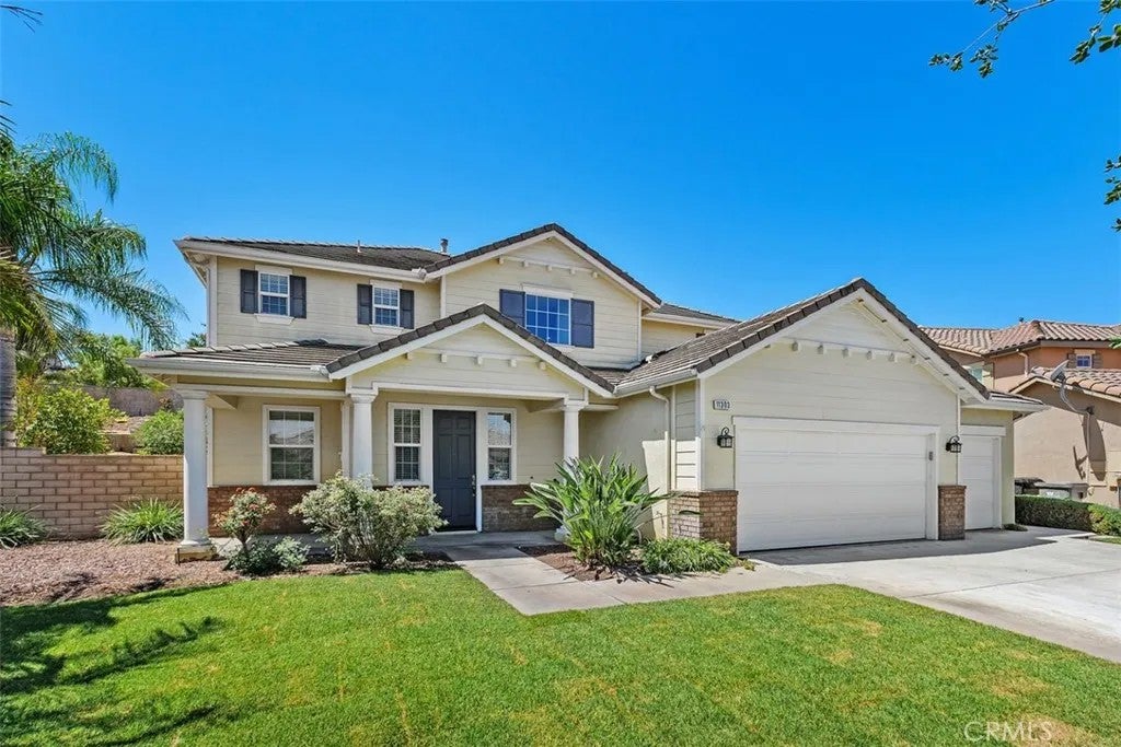 11303 Apple Canyon Lane — photo