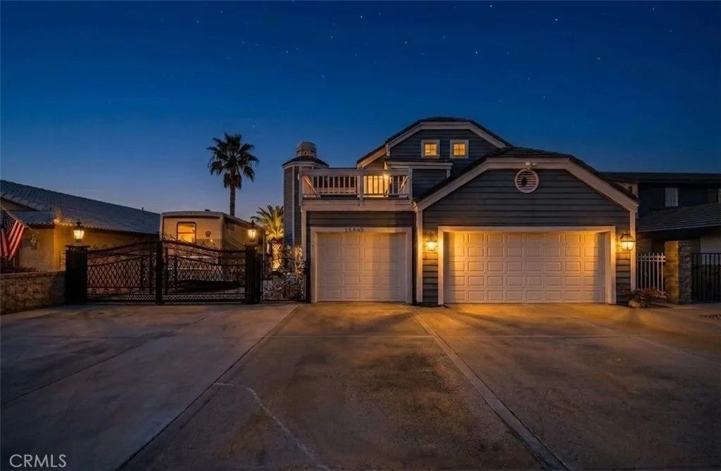 13445 Anchor — photo