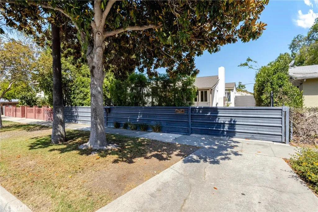 6714 Palm, Riverside, CA 92506 — photo 3