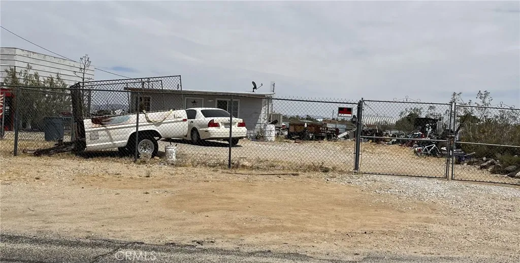 1341 Landers, Landers, CA 92285 — photo 2