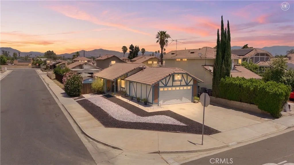 24280 Gabriel — photo